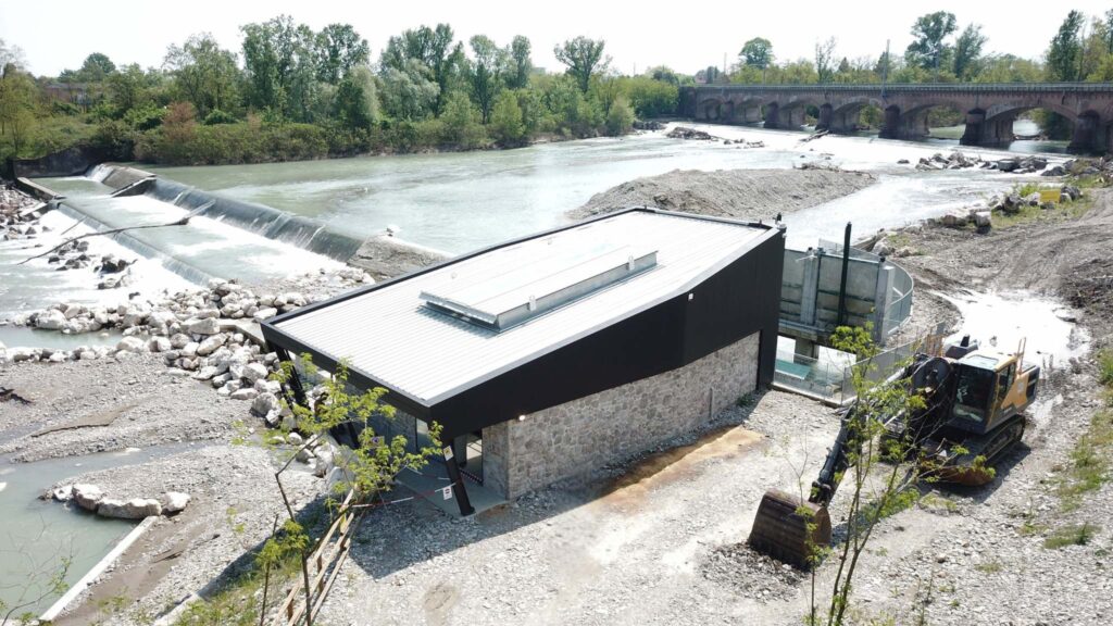 Fiume Enza Centrale Il Moro